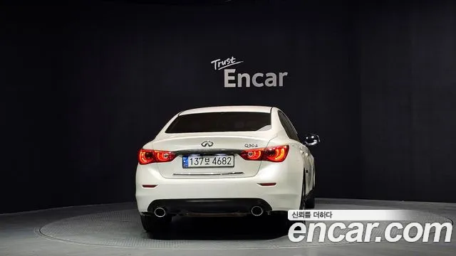Infiniti Q50 2016 thumb 7