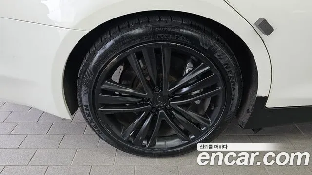 Infiniti Q50 2016 thumb 3