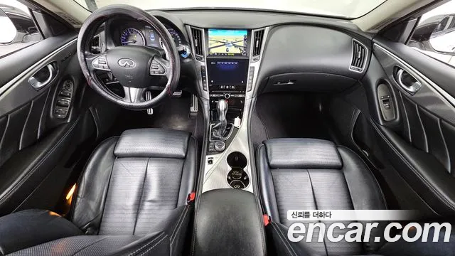Infiniti Q50 2016 thumb 2