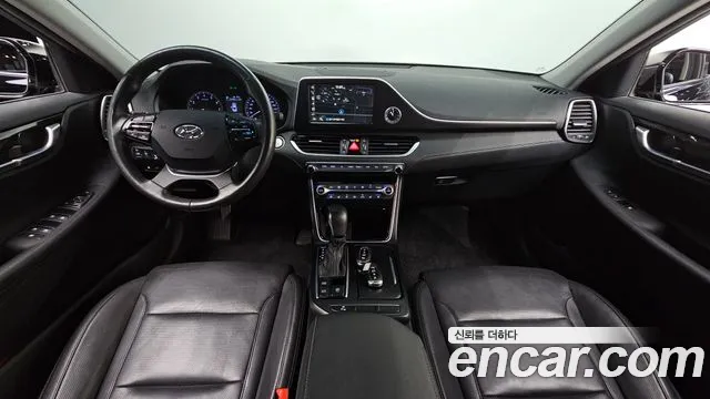 Hyundai Grandeur 2017 thumb 6