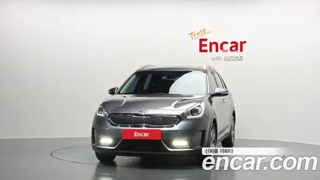 Kia Niro 2016 thumb 9