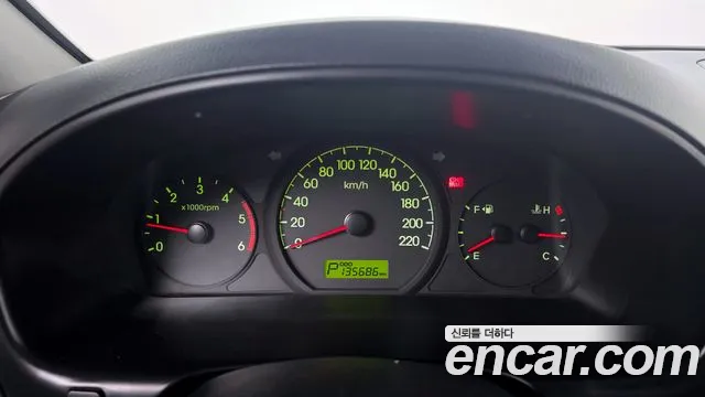 Hyundai Staria 2013 thumb 5