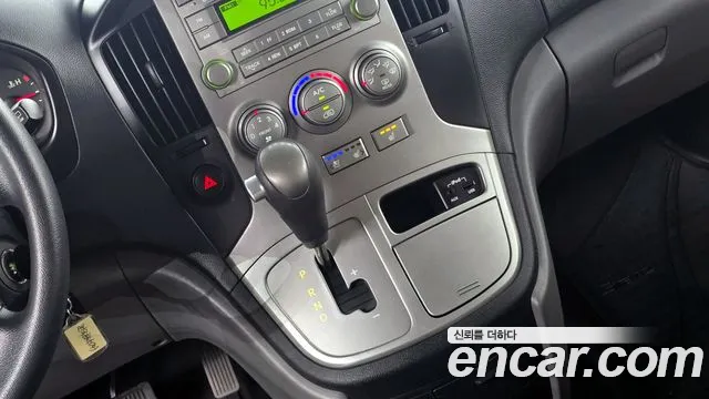Hyundai Staria 2013 thumb 3
