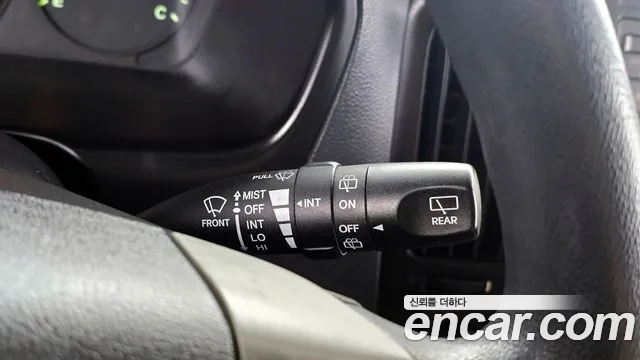 Hyundai Staria 2013 thumb 6
