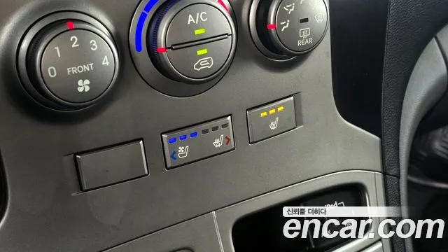 Hyundai Staria 2013 thumb 7