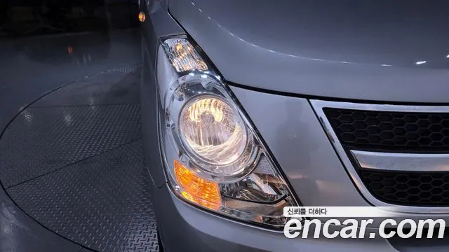 Hyundai Staria 2013 thumb 12