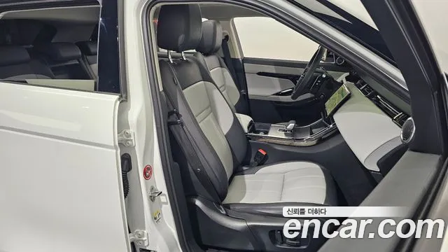 Land Rover Range Rover Evoque 2025 thumb 2