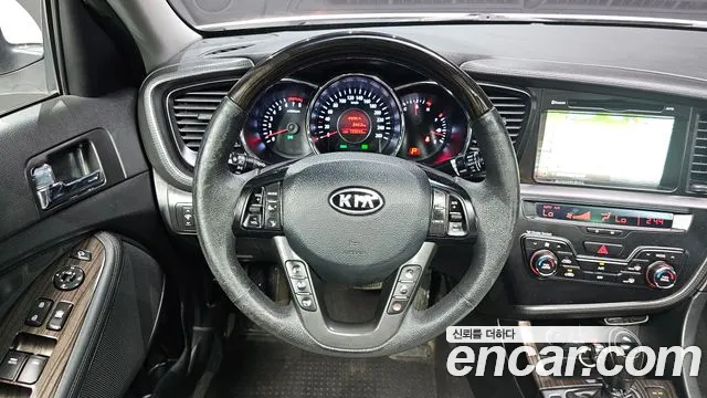 Kia K5 2011 thumb 9