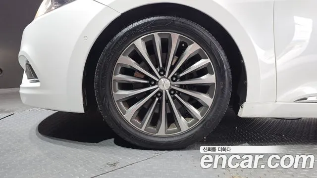 Hyundai Grandeur 2013 thumb 8