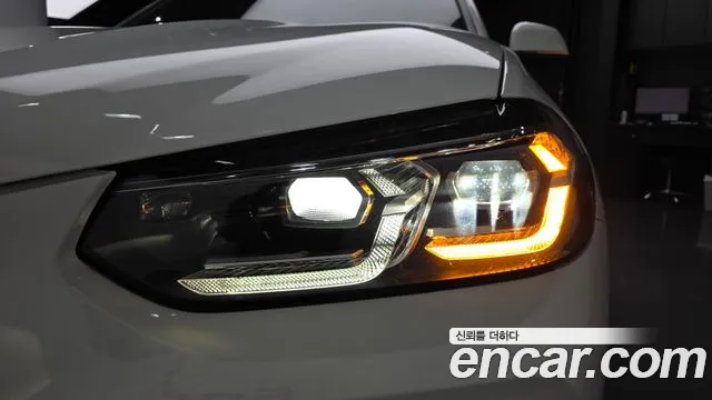 BMW X3 2022 thumb 4