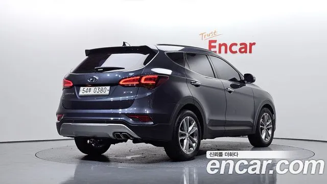Hyundai Santafe 2016 thumb 8