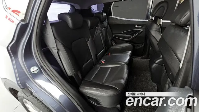 Hyundai Santafe 2016 thumb 4