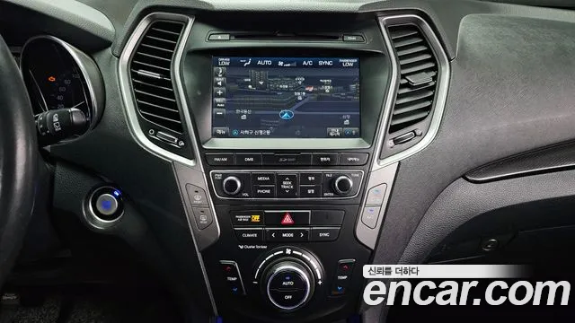 Hyundai Santafe 2016 thumb 9