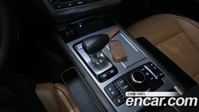 Genesis G80 2018 thumb 11