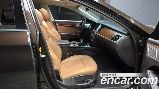 Genesis G80 2018 thumb 2