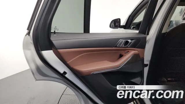 BMW X5 2019 thumb 3