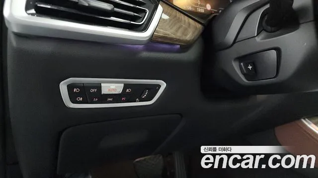 BMW X5 2019 thumb 8