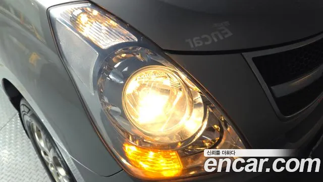 Hyundai Staria 2015 thumb 4