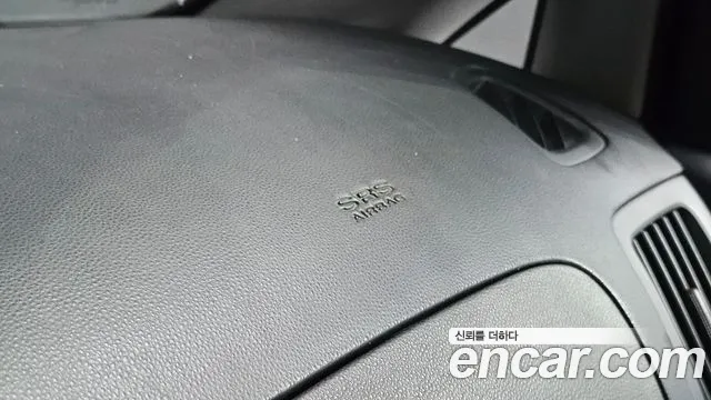 Hyundai Staria 2015 thumb 5