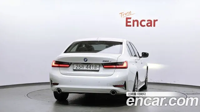BMW 3 серии 2019 thumb 6