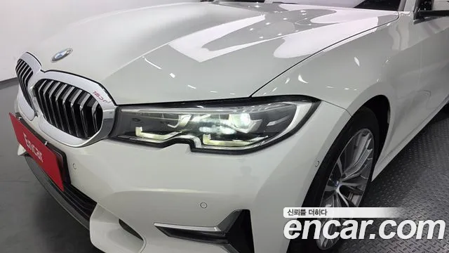 BMW 3 серии 2019 thumb 2