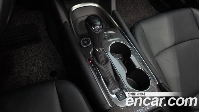 Chevrolet Malibu 2018 thumb 2