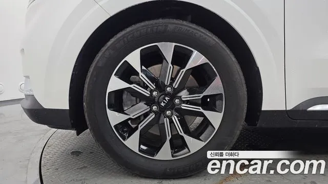 Kia Carnival 2020 thumb 9