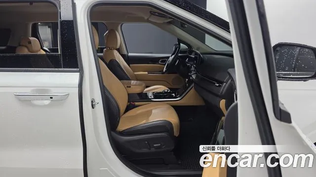 Kia Carnival 2020 thumb 2