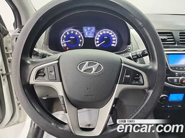 Hyundai Accent 2014 thumb 11