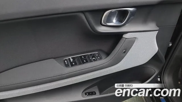 Polestar 2 2025 thumb 8