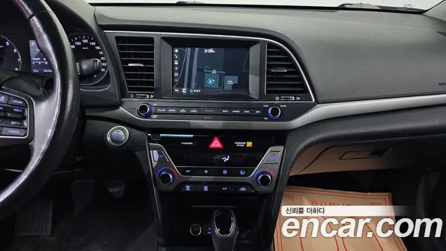 Hyundai Avante 2016 thumb 9
