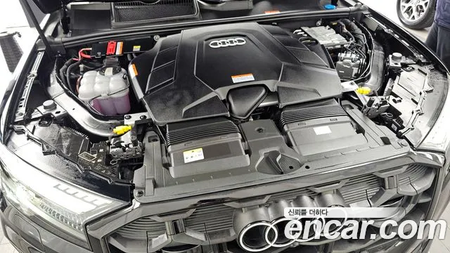 Audi Q7 2024 thumb 7