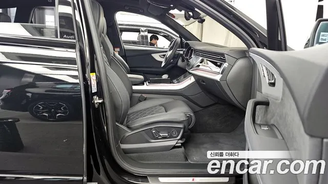 Audi Q7 2024 thumb 8