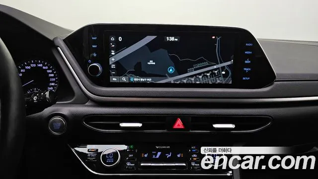Hyundai (DN8) 2022 thumb 2