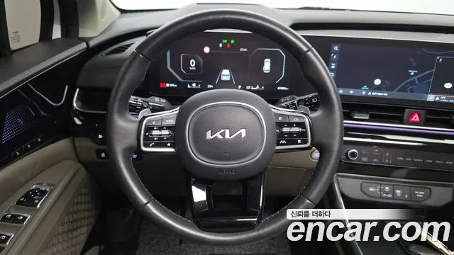 Kia Carnival 2024 thumb 5