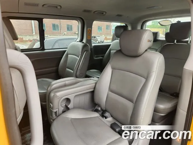 Hyundai Staria 2020 thumb 11