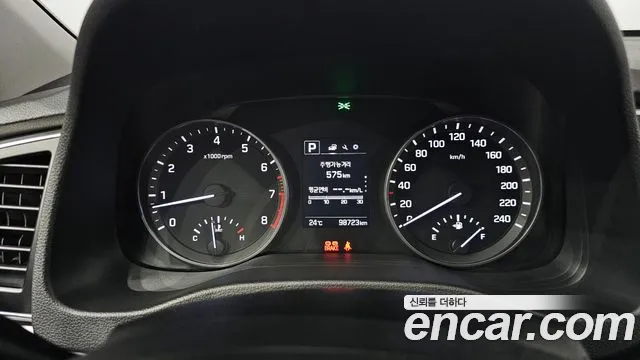 Hyundai Avante 2017 thumb 5