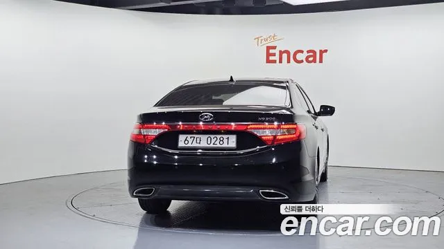 Hyundai Grandeur 2013 thumb 7