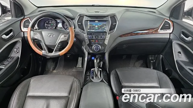 Hyundai Santafe 2015 thumb 9