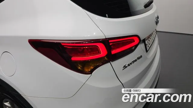 Hyundai Santafe 2015 thumb 7