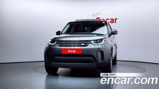 Land Rover Discovery 2019 thumb 10