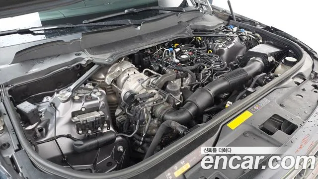 Land Rover Discovery 2019 thumb 3