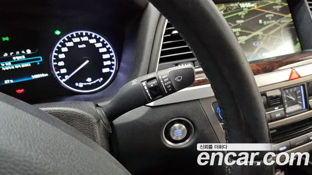 Hyundai Genesis 2014 thumb 6