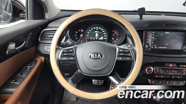 Kia Sorento 2017 thumb 8