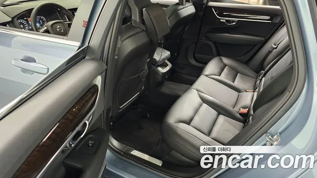 Volvo S90 2017 thumb 8