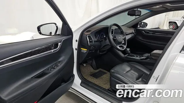 Hyundai Grandeur 2018 thumb 2