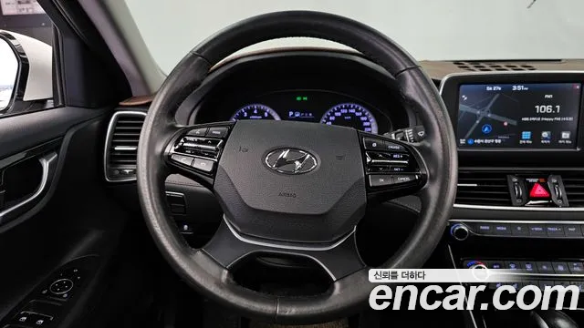 Hyundai Grandeur 2018 thumb 3