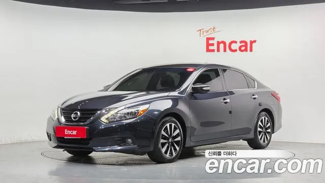 Nissan Altima 2018 thumb 4