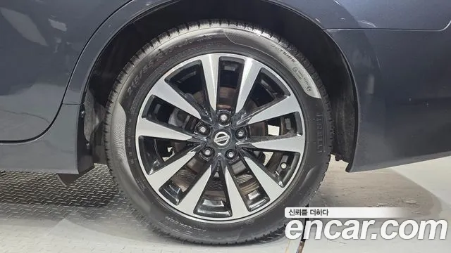 Nissan Altima 2018 thumb 9