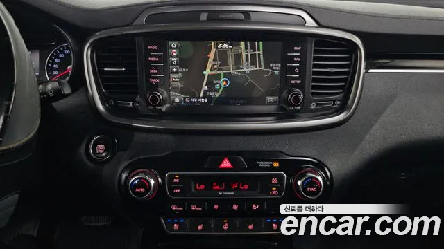 Kia Sorento 2017 thumb 4